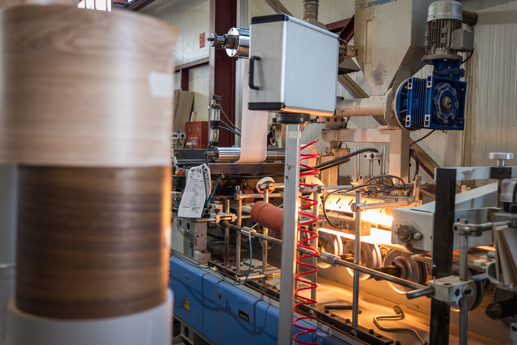 Viometale, how we filmed the corporate video inside the factory